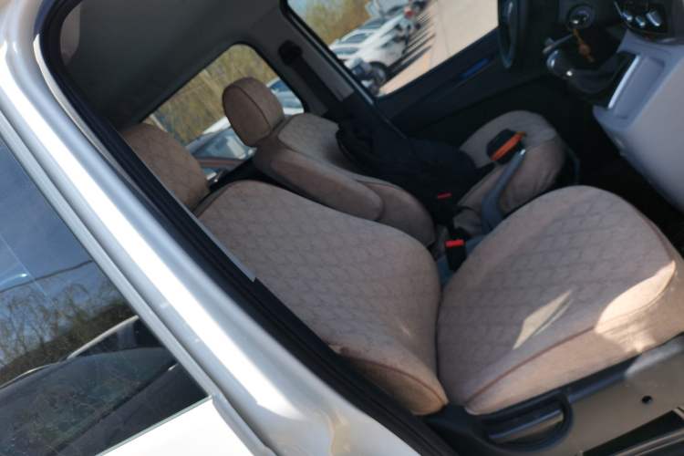 Used JAC Refine M3 2025 PLUS 1.8L Manual Classic Edition 5 Seats