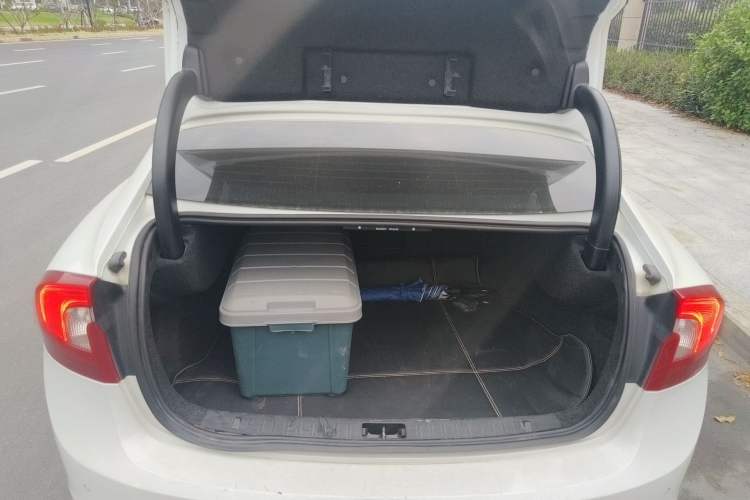 Used Volvo S60 2014 S60L 2.0T Zhiyuan Edition