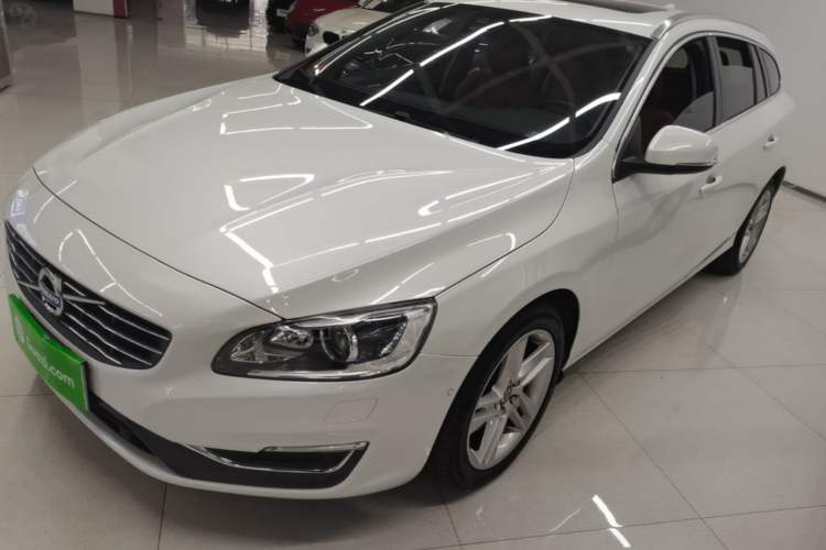 Used Volvo V60 2015 T5 Zhiya Edition