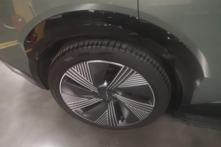 Used Lynk & Co 08 EM-P 2023 220km All-Wheel-Drive Performance Halo