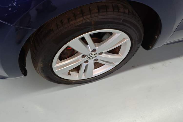 Used Volkswagen Sharan 2018 Revised Version 380TSI Comfort Edition 7-Seater Left Front Wheel Hub