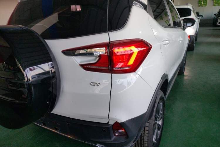 Used BYD Yuan New Energy 2019 EV535 Smart Connect Trendsetting Model
