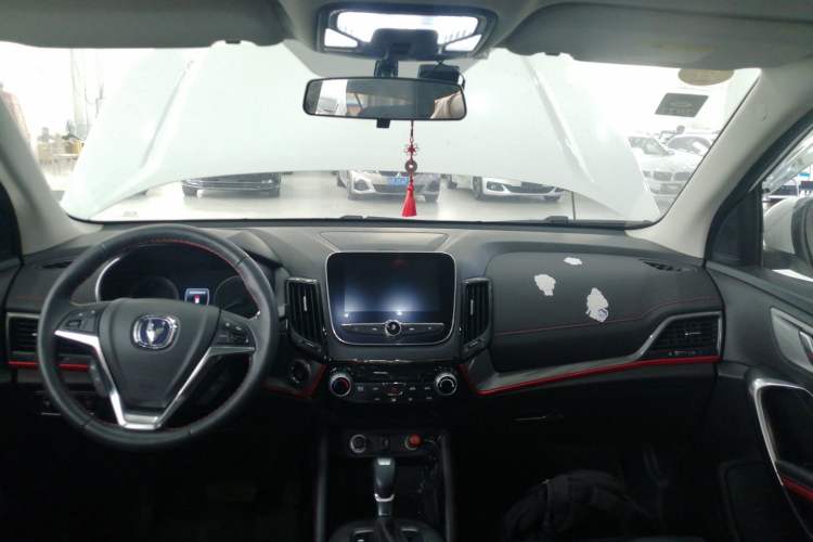 Used CHANGAN CS55 2018 1.5T Automatic Colorful Edition China V Standard
