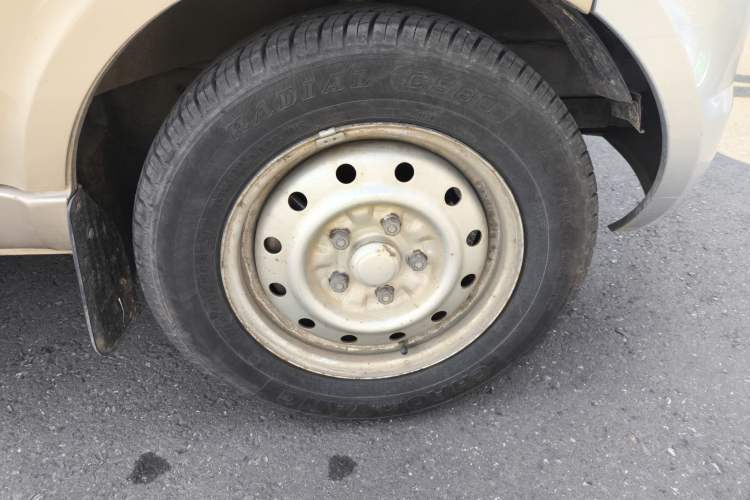 Used Wuling Rongguang 2019 1.5L Extended Basic Version
