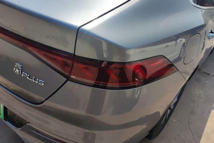 Used BYD Qin PLUS 2024 HONOR Edition DM-i 55KM Leading Model Exterior 3