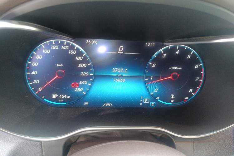 Used Mercedes-Benz GLC 2022 GLC 300 L 4MATIC Dynamic Model Instrument Cluster