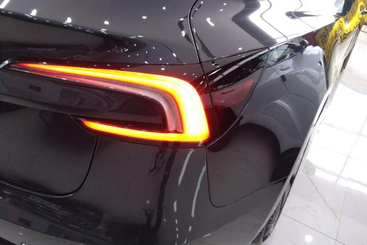 Used Tesla Model 3 2023 Rear-Wheel-Drive Version