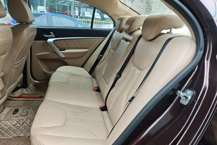 Used Geely Auto Emgrand 2017 Sedan Million Edition 1.5L CVT Luxury Model
