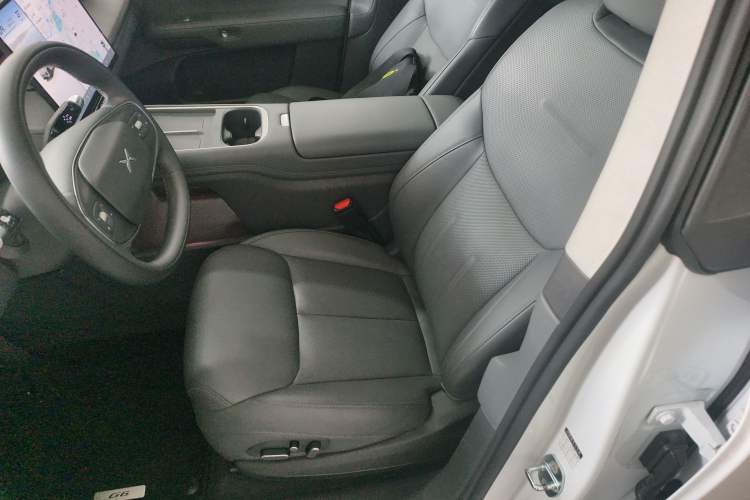 Used XPeng G6 2025 625 Long-Range Max Flagship Edition Left Front Seat