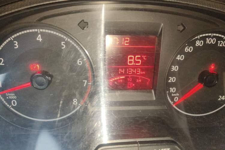 Used Volkswagen Santana 2016 1.6L Manual Fashion Edition
