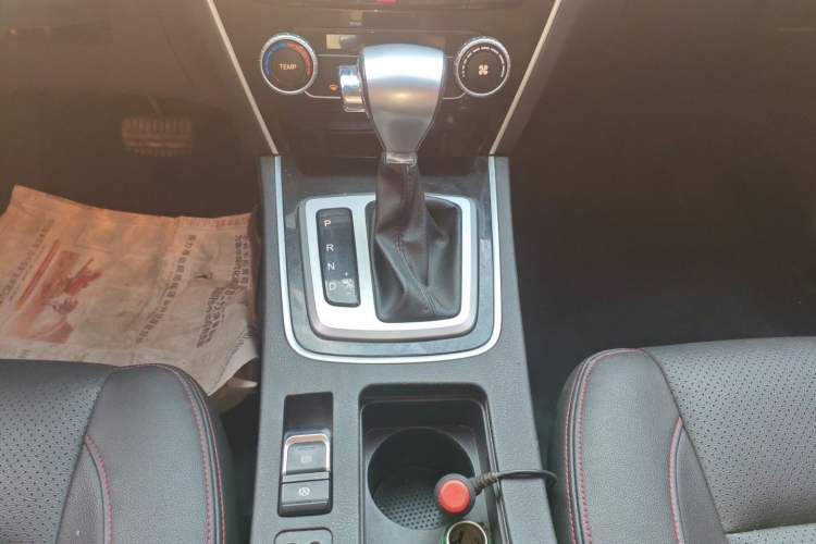 Used Leopaard CS10 2017 2.0T Automatic Urban Version Gear Lever