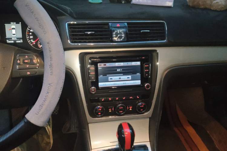 Used Volkswagen Passat 2014 1.8TSI DSG Prestige Edition
