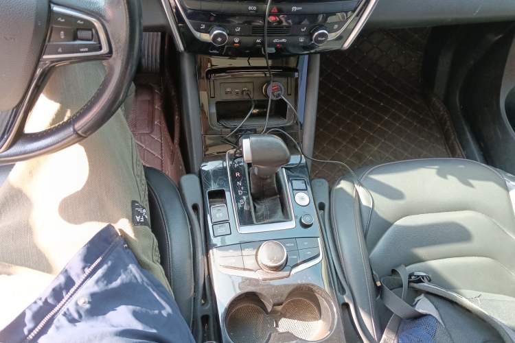 Used BORGWARD BX5 2017 20TGDI Automatic Two-Wheel Drive Pioneer Edition