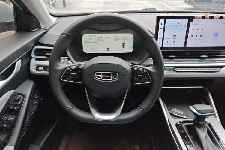 Used Geely Auto Emgrand 2023 4th Generation Champion Edition 1.5L CVT Flagship Model Steering Wheel