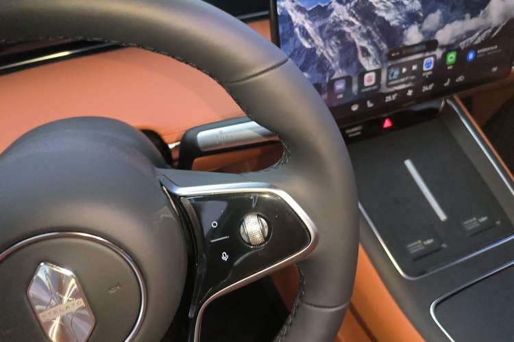 Used Hima Stelato S9 2026 Model Range-Extender Ultra, Rear-wheel Drive, 53kWh
