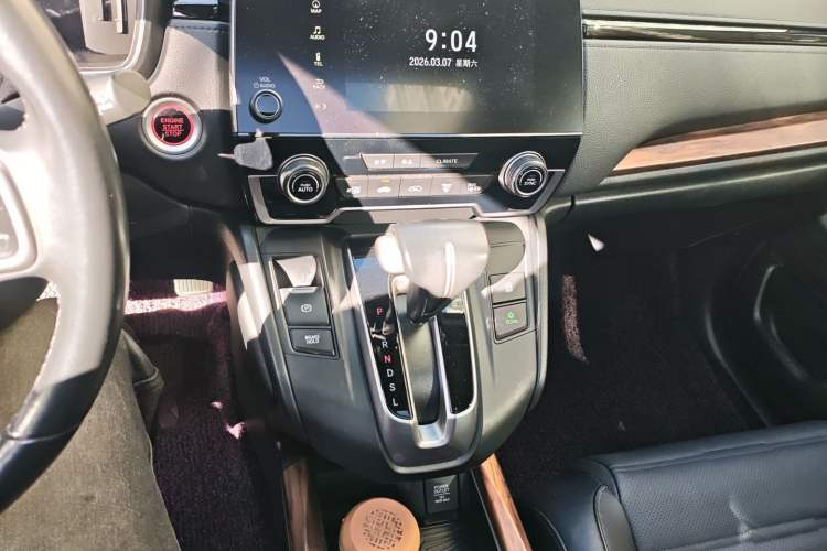 Used Honda CR-V 2017 240TURBO CVT Front-Wheel Drive Fashion Edition
