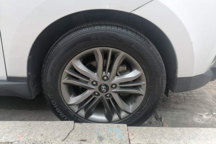 Used Hyundai ix35 2015 2.0L Automatic 2WD Comfort Edition China V Standard
