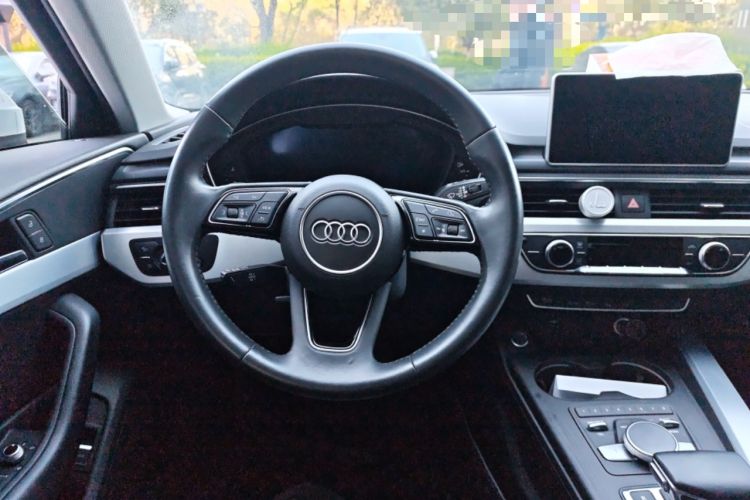 Used Audi A4L 2019 40 TFSI Fashion Edition China VI Emission Standard