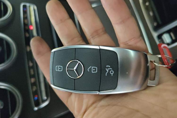 Used Mercedes-Benz GLC 2021 GLC 260 L 4MATIC Luxury Model