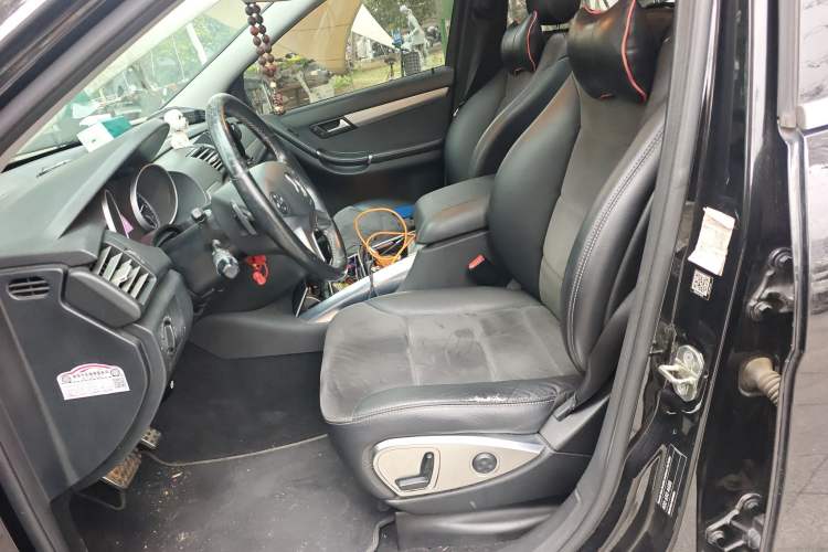 Used Mercedes-Benz R-Class 2014 R 320 4MATIC Business Model