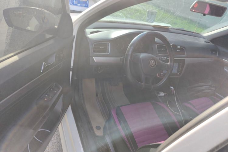 Used Volkswagen Gran Lavida 2015 1.6L Automatic Fashion Edition
