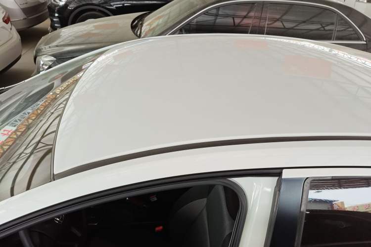 Used Honda Gienia 2017 1.5L CVT Classic Edition Roof