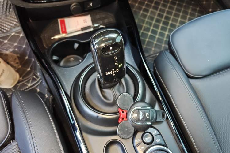 Used MINI Clubman 2022 Facelift 1.5T COOPER Connoisseur