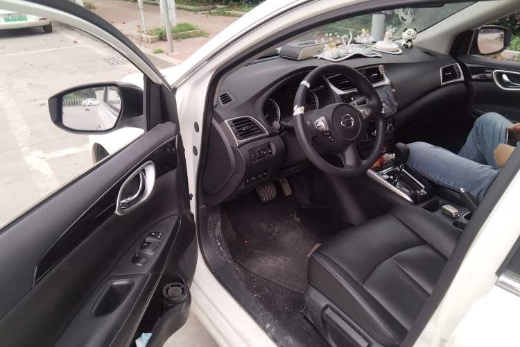 Used Nissan Sylphy 2024 Classic 1.6XL CVT Luxury Edition Driver Seat