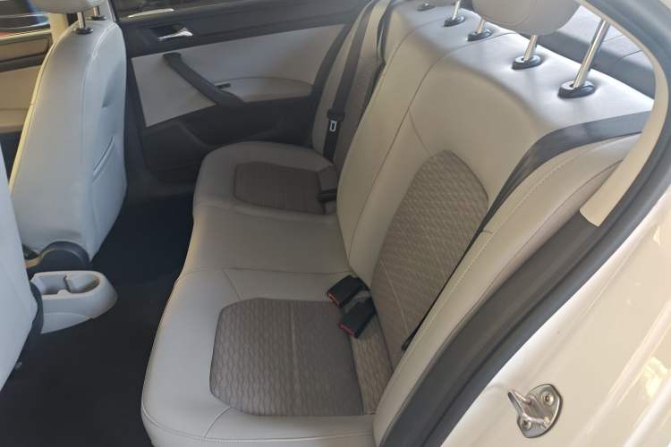 Used Skoda Rapid 2016 1.6L Automatic Chuanxing Edition Left Rear Seat