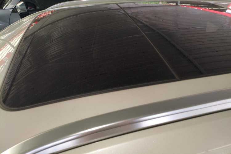 Used Renault Koleos 2017 2.0L Two-Wheel-Drive Leading Edition Roof