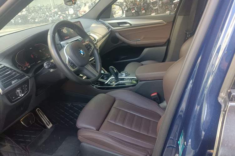Used BMW X4 2020 xDrive25i M Sport Package Left Front Seat