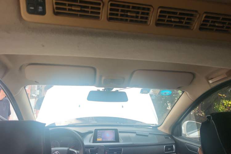 Used Dongfeng Fengon 330 2018 1.5L 330S Comfort Edition DK15
