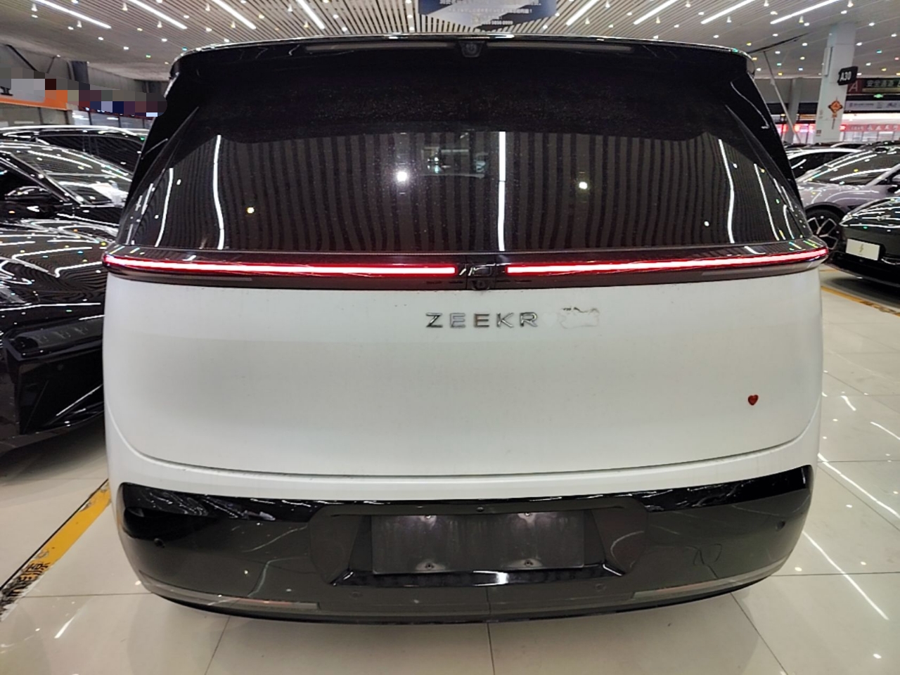 Zeekr MIX 2025 Long-Range Intelligent Driving Edition — снимка 5