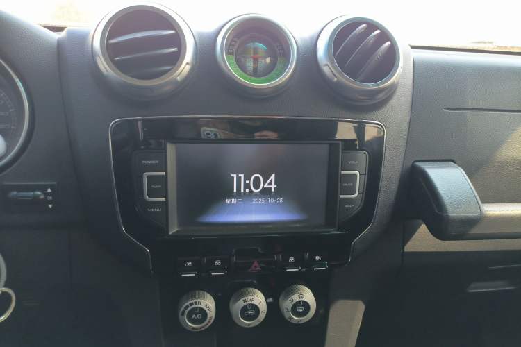 Used BAIC Off-Road BJ40 2017 40L 2.3T Automatic All-Wheel Drive Ring of the Tower Champion Edition
