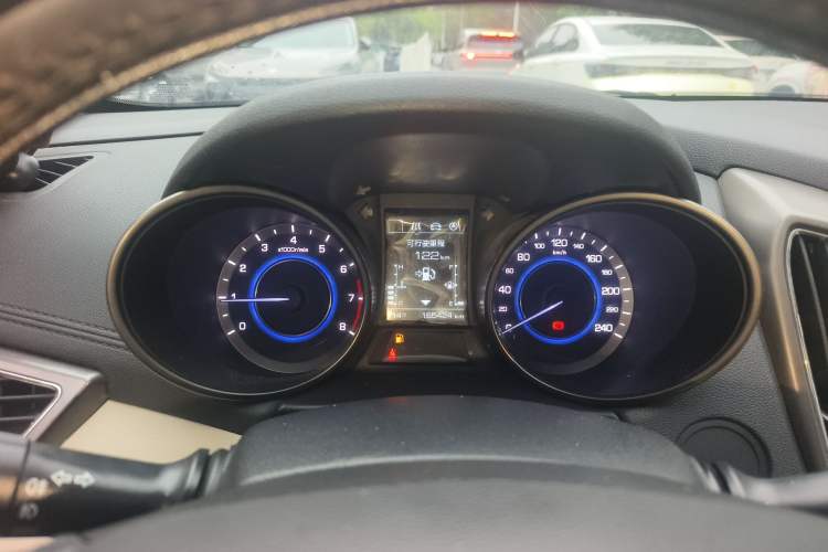 Used CHANGAN Eado 2016 1.6L Manual Fashion Edition Instrument Cluster