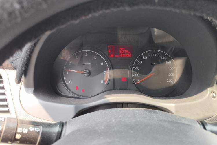 Used Hyundai Verna (older generation) 2014 1.4L Manual Smart GLS Trim
