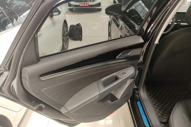 Used Volkswagen Passat 2025 Outstanding Model 330TSI Starry Elite Edition