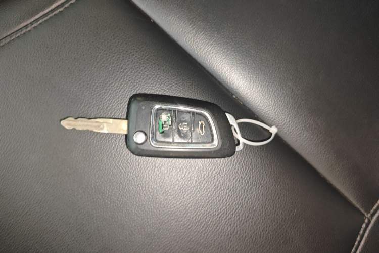 Used Dongfeng Aeolus AX4 2017 1.6L DCT Trendy Style