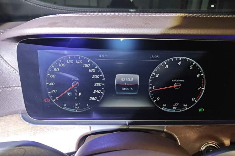 Used Mercedes-Benz E-Class 2018 Facelift E 300 L Luxury Edition