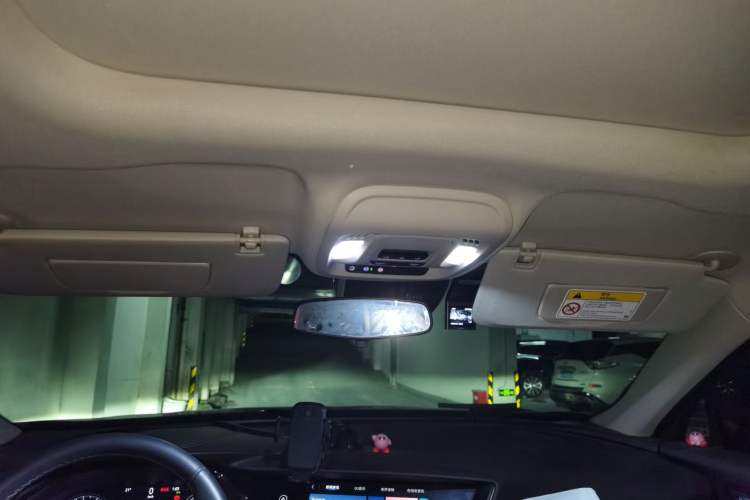 Used Buick Envision 2022 Facelift Encore S 552T Two-Wheel-Drive Luxury Model Headliner