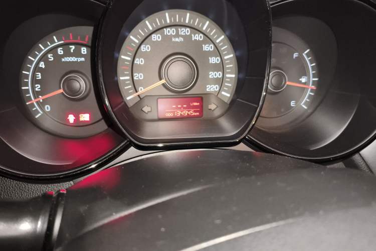 Used Kia K2 2011 Sedan 1.4L Manual Transmission GLS
