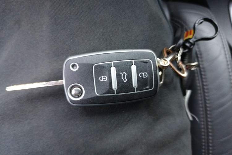 Used Volkswagen Touran 2013 1.4T DSG Comfort Edition 5-Seater
