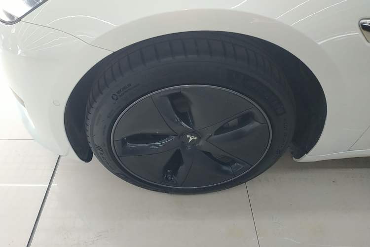 Used Tesla Model 3 2019 Standard Range Rear-Drive Upgraded Version Left Front Wheel Hub