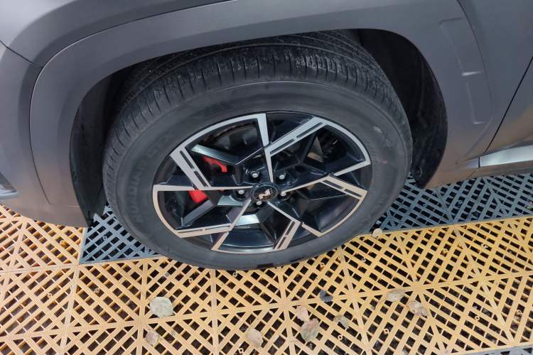 Used Hyundai Tucson 2025 Tucson L 1.5T Elite Edition N-Line Left Front Wheel Hub