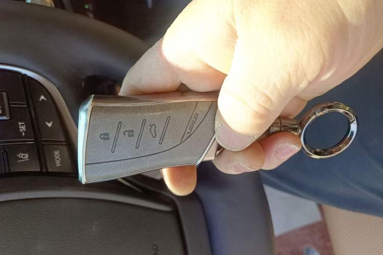 Used Lexus ES 2022 200 Excellence Edition
