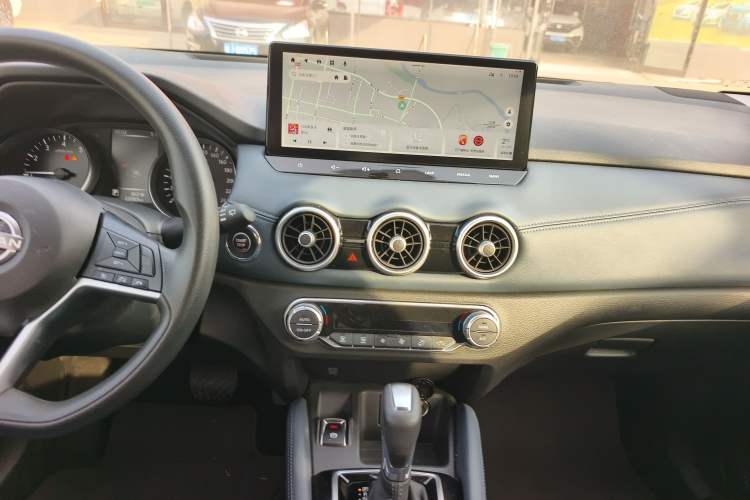 Used Nissan Qashqai 2025 Honor 2.0L CVT XV Genuine Edition Audio And AC Panel