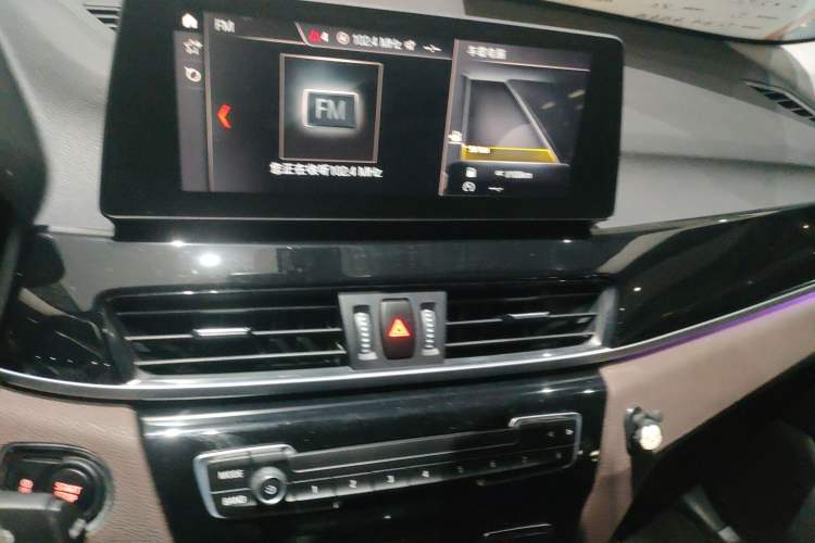 Used BMW X1 2021 sDrive25Li Leading Model Audio And AC Panel