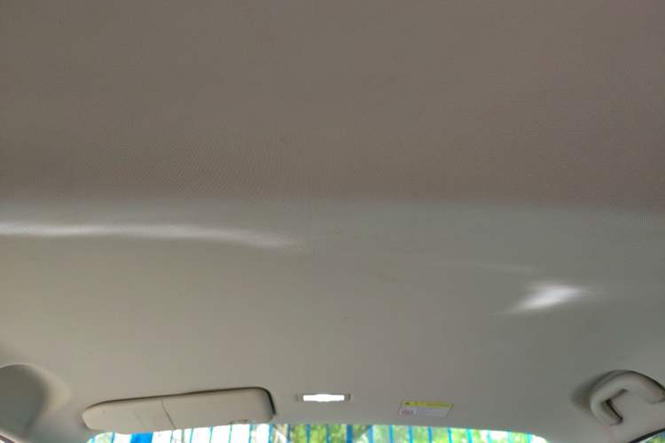 Used Roewe Clever 2021 302 km New Four-Seater Super-Efficient Version