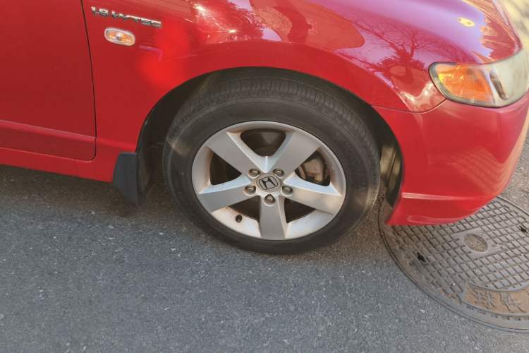 Used Honda Civic 2009 1.8L Automatic Classic Edition Right Front Wheel Hub