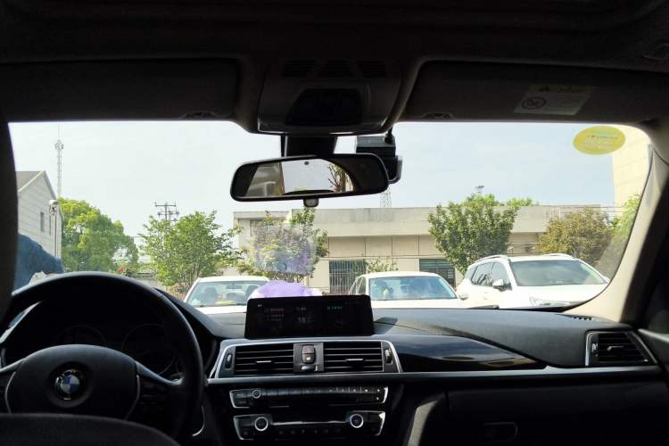 Used BMW 3 Series 2019 320Li Fashion Model
